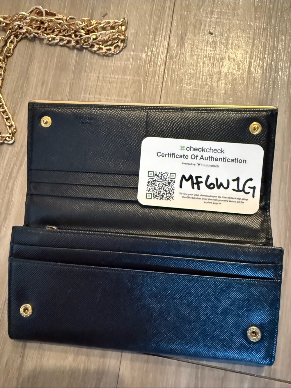 Prada Black Saffiano Leather Wallet - Picture 3 of 7